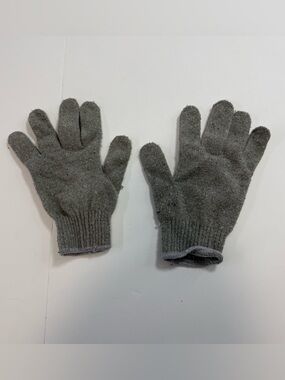 Unisex Knit warm Winter Gloves from the Ice Bar in Las Vegas- Gray